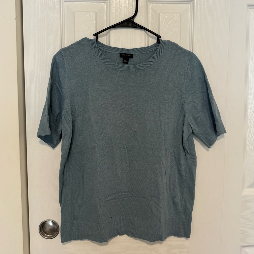 Ann Taylor sweater top